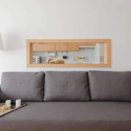 New Office - Free Wifi & Parking - Self Check-in - Daikin Airco Lissabon