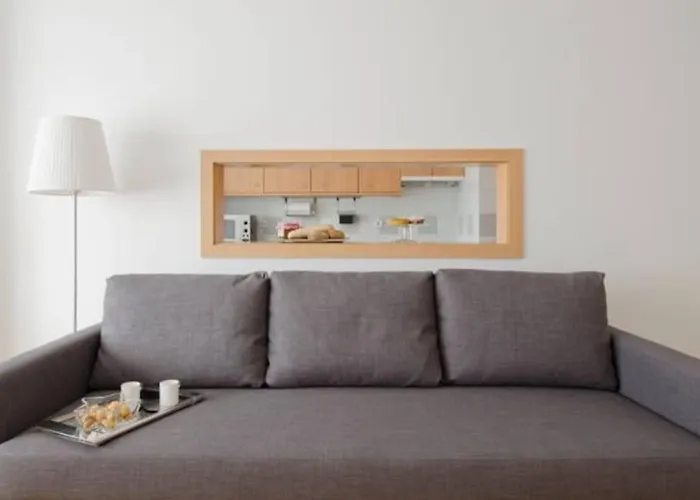 New Office - Free Wifi & Parking - Self Check-in - Daikin Airco Lisboa