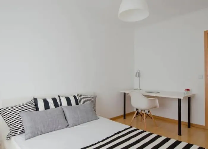 New Office - Free Wifi & Parking - Self Check-in - Daikin Airco * Lizbona